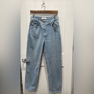 Abercrombie & Fitch - High Rise Criss Cross Dad Jean - Light Wash - Size 29 R